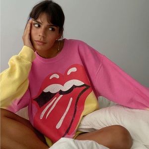 Urban outfitters oversized rolling stones tie dye sweatshirt size s/m